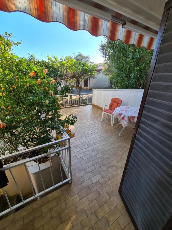Apartments Ana Medulin Exterior photo
